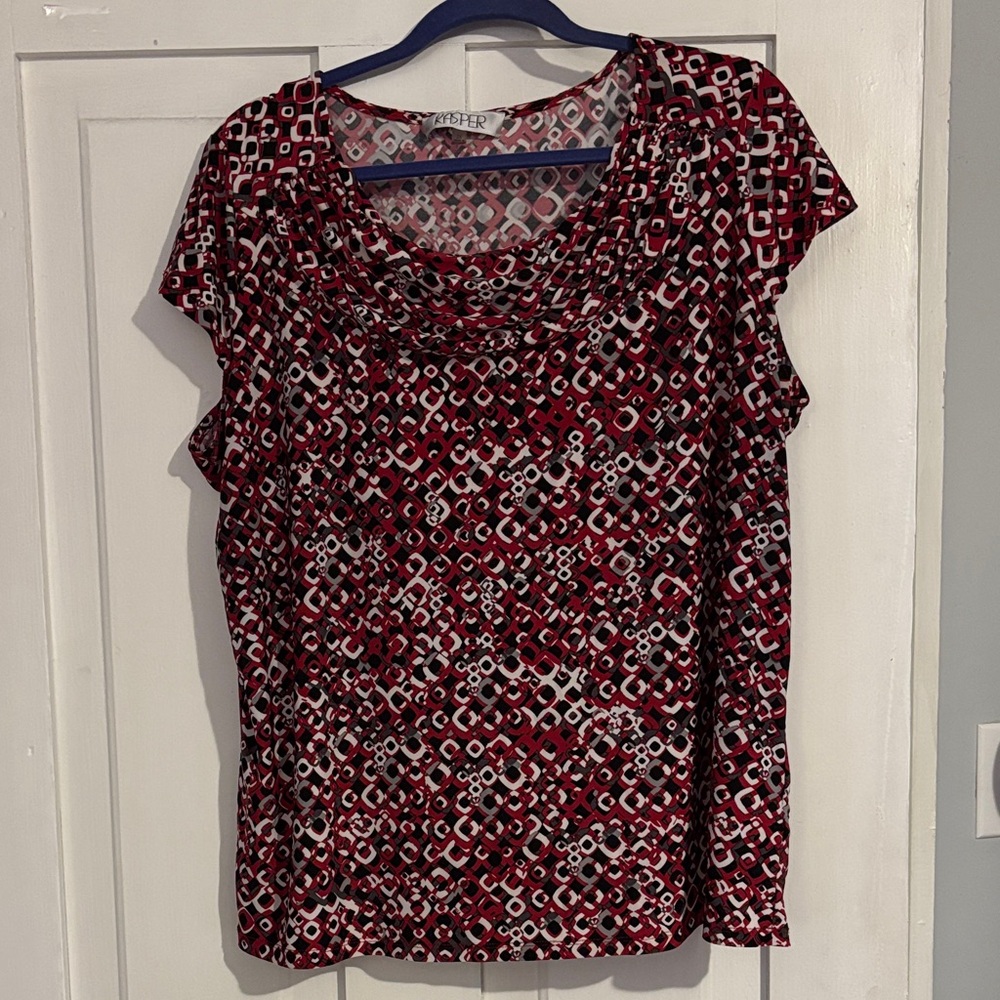 Kasper Red and Black Geometric Blouse